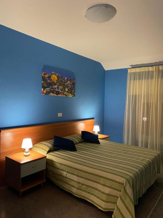 Hotel Ines فاراتسي المظهر الخارجي الصورة