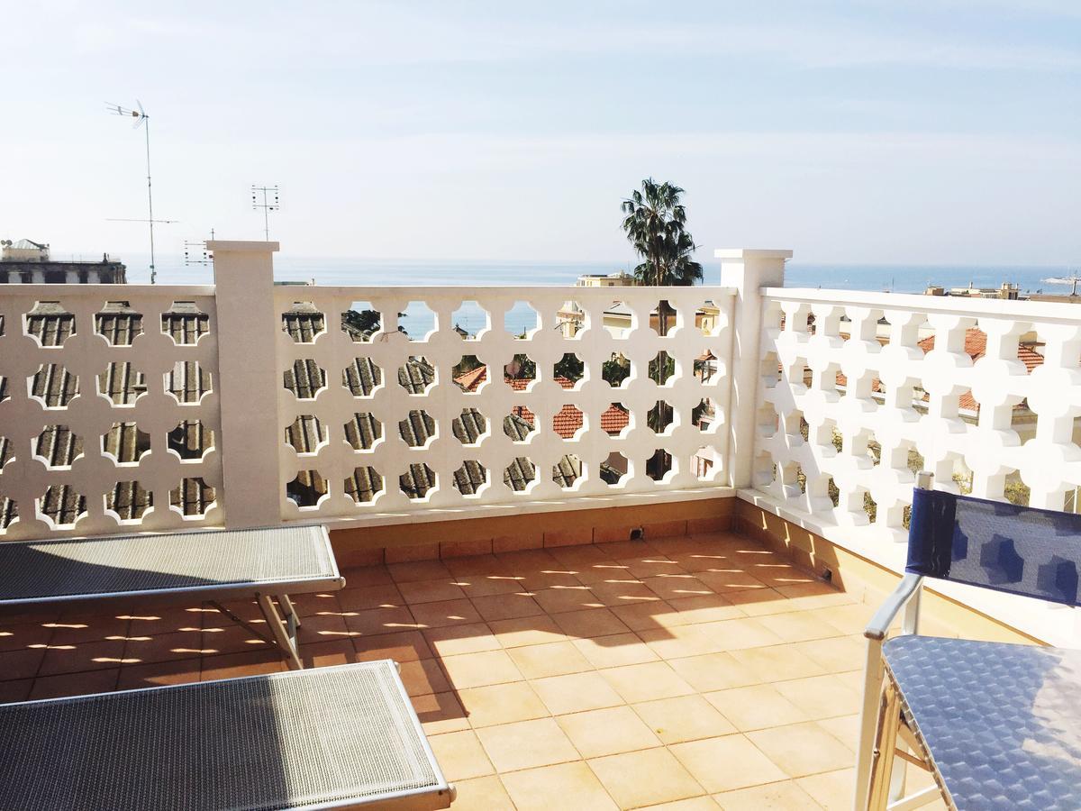 Hotel Ines فاراتسي المظهر الخارجي الصورة